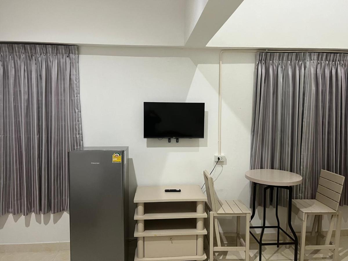 בנגקוק Mall Suites Hotel מראה חיצוני תמונה