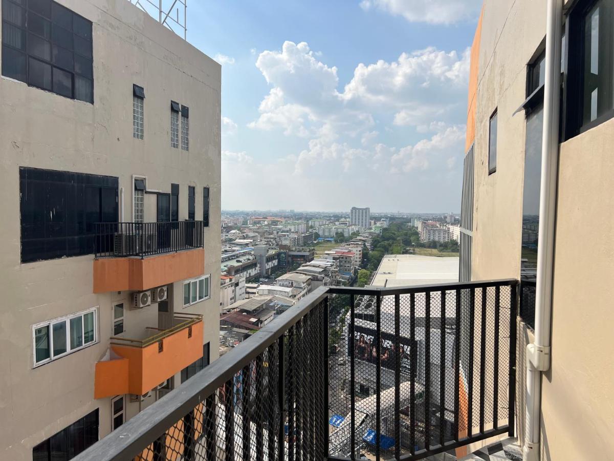בנגקוק Mall Suites Hotel מראה חיצוני תמונה