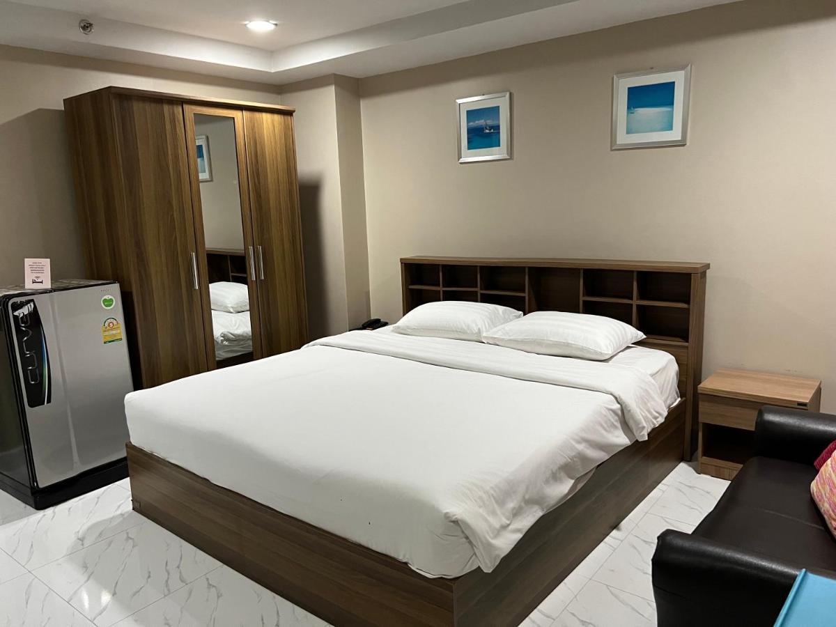 בנגקוק Mall Suites Hotel מראה חיצוני תמונה