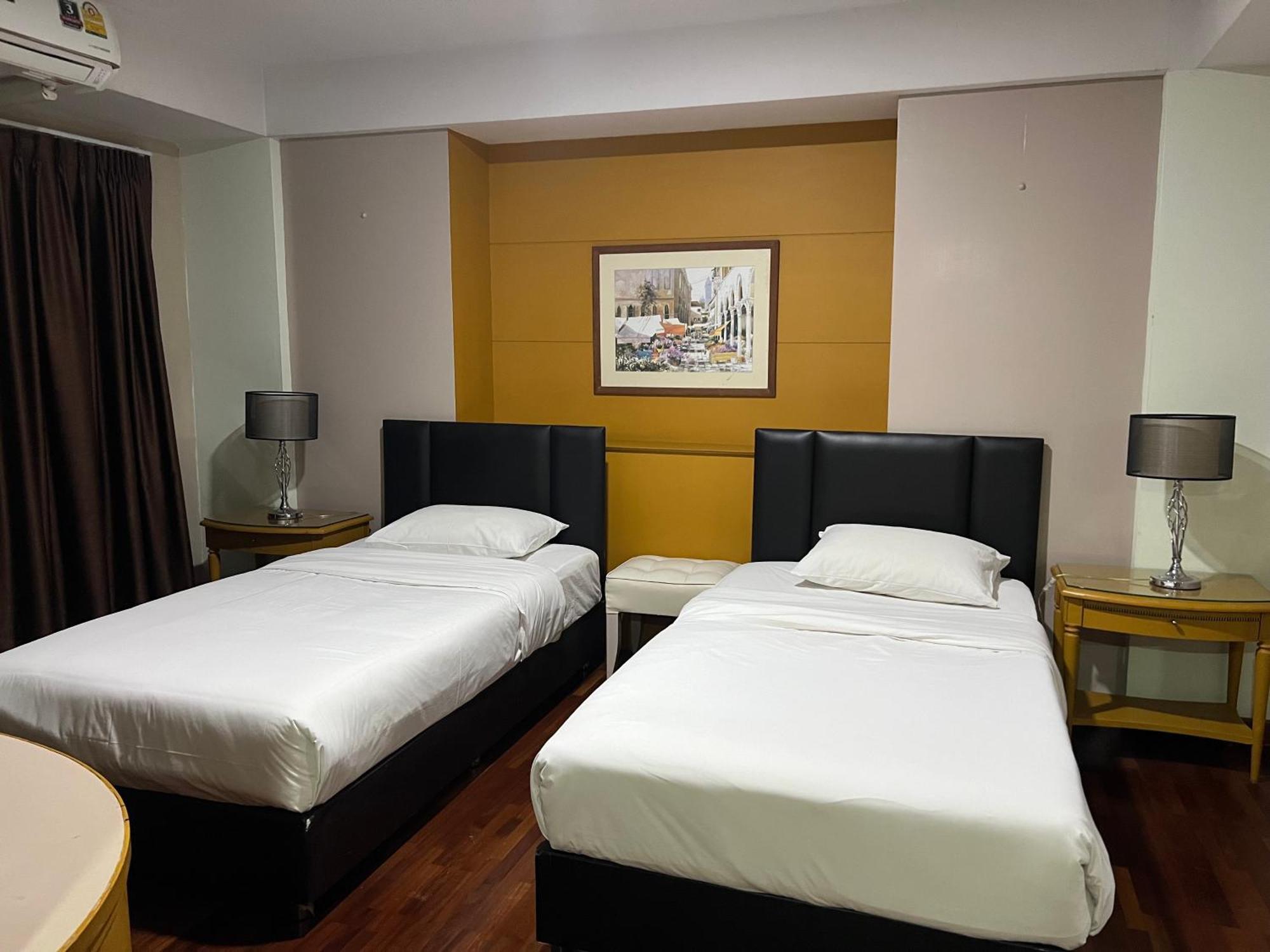 בנגקוק Mall Suites Hotel מראה חיצוני תמונה