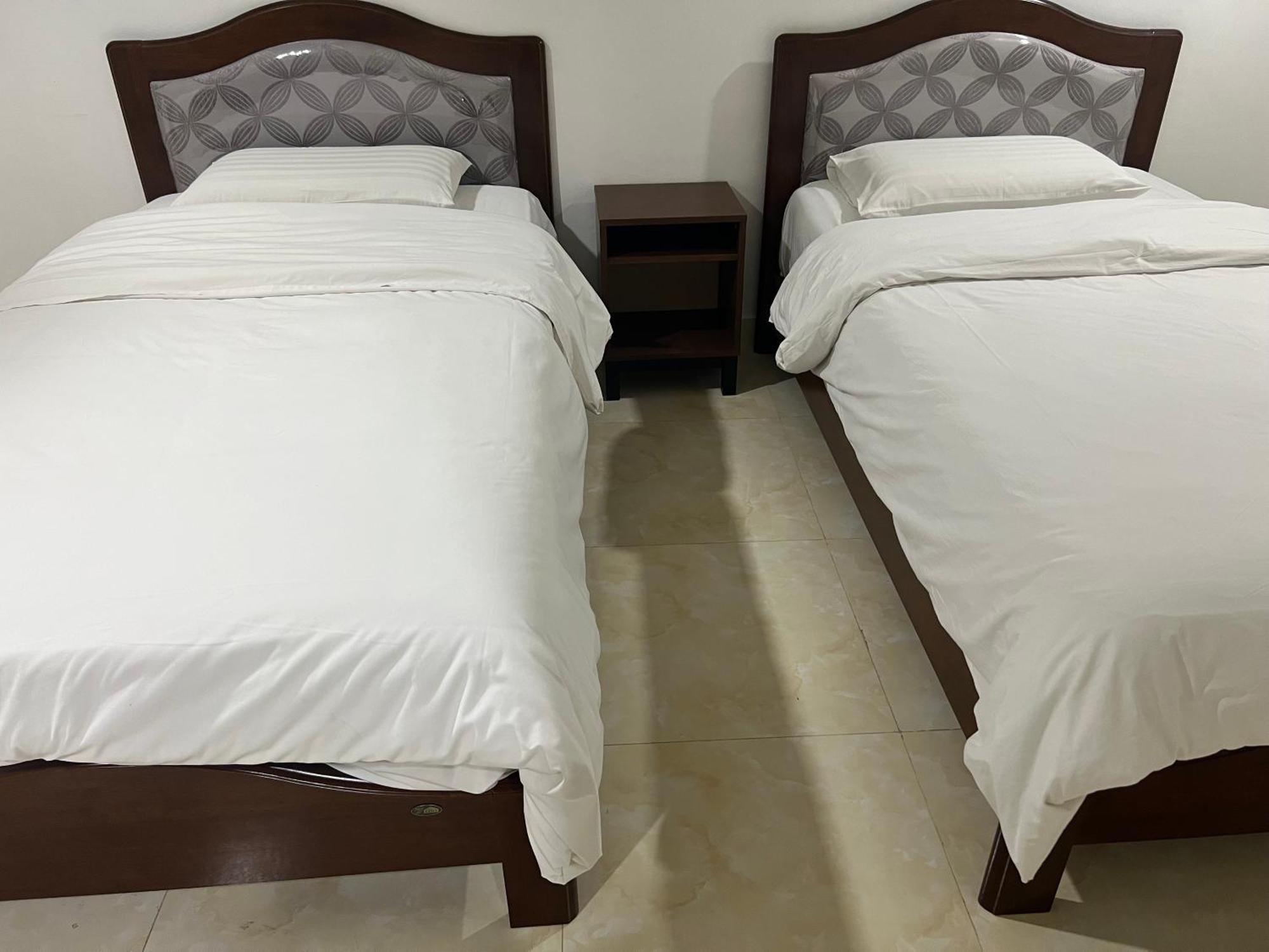 בנגקוק Mall Suites Hotel מראה חיצוני תמונה