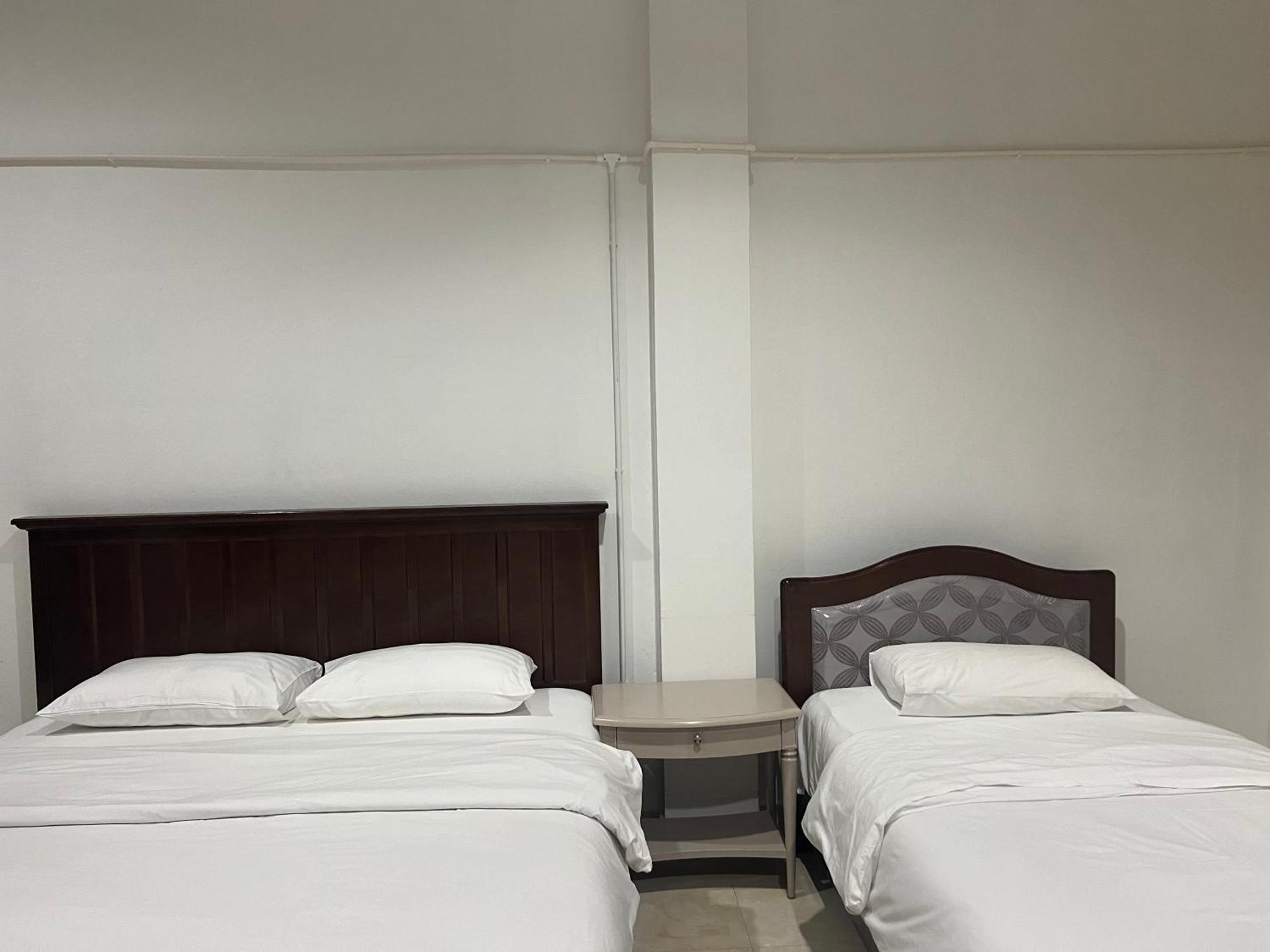 בנגקוק Mall Suites Hotel מראה חיצוני תמונה
