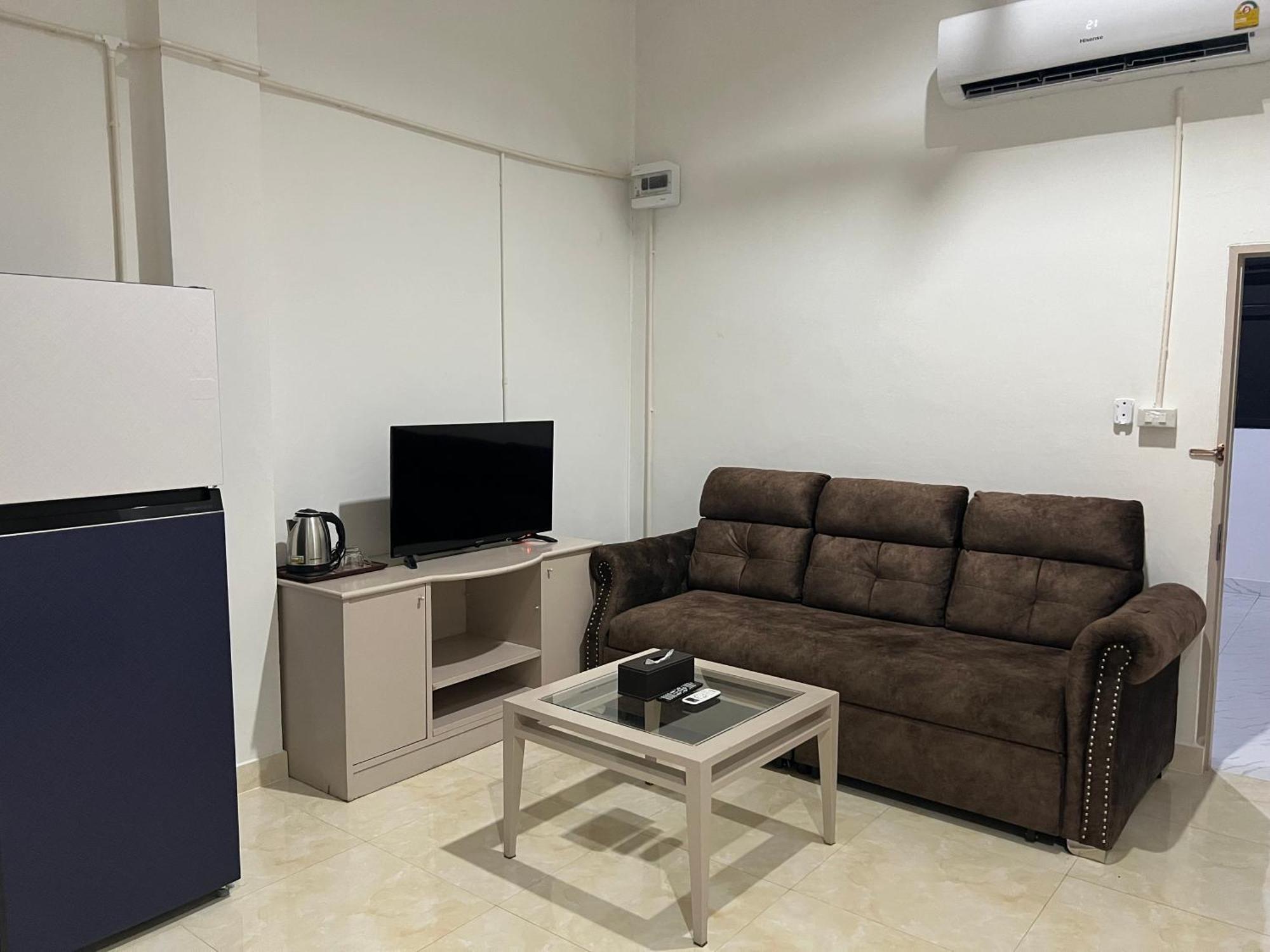 בנגקוק Mall Suites Hotel מראה חיצוני תמונה