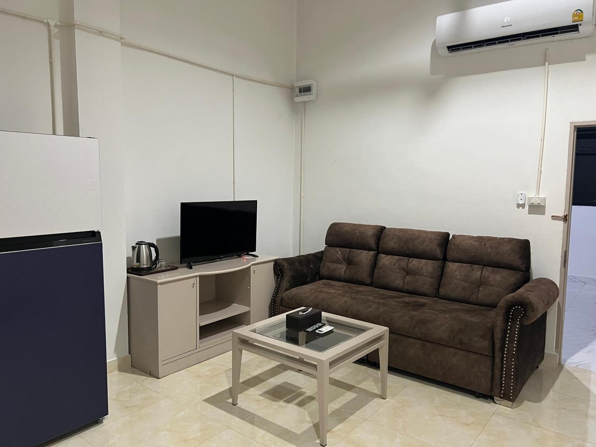 בנגקוק Mall Suites Hotel מראה חיצוני תמונה